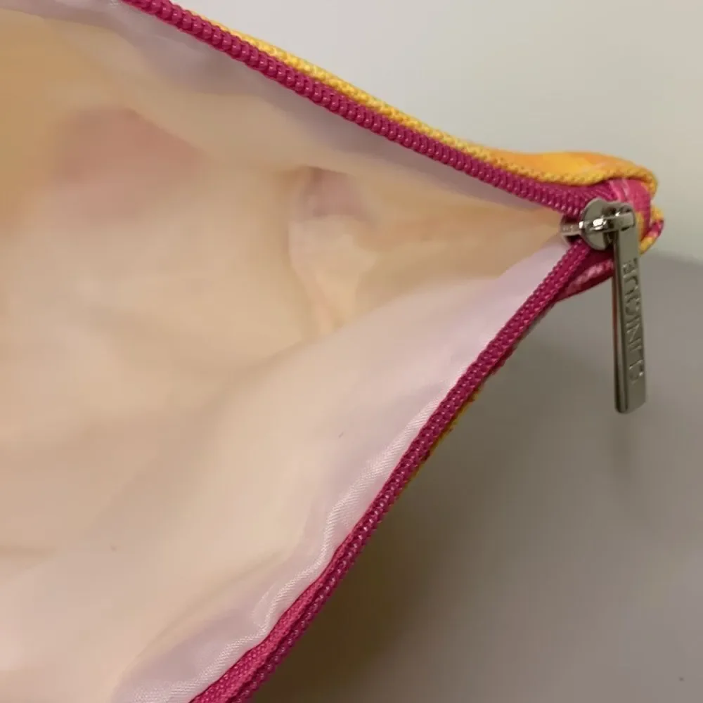 EUC Clinique LaLa DK makeup bag